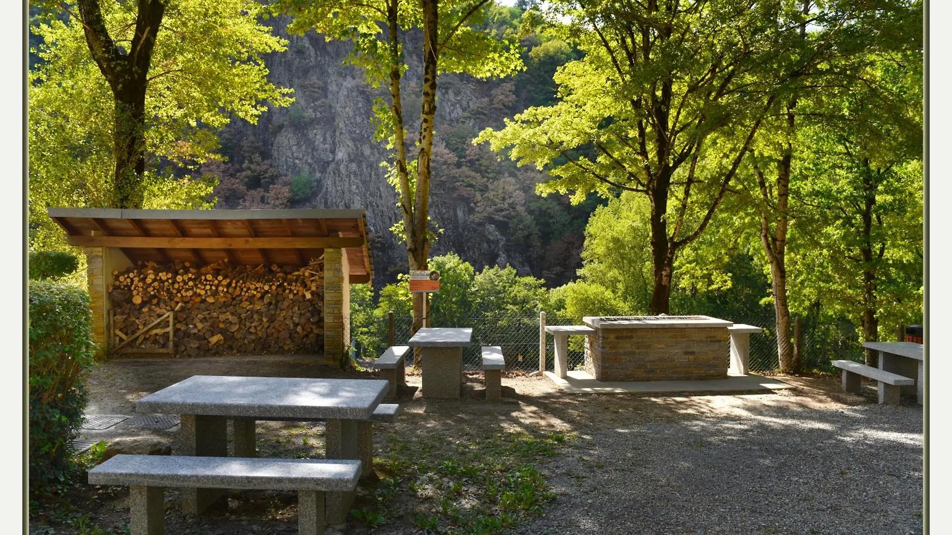village vacances du camboussel Brassac  Camping Brassac (Tarn)